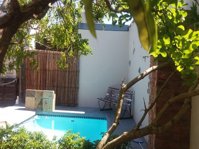 Guesthouse On Irvine Port Elizabeth Exterior photo